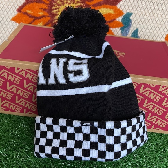 Vans WM Spirit Pom Black Checker Beanie Skateboarding Hat Women Men VN0A5LG3BLK - Picture 6 of 16